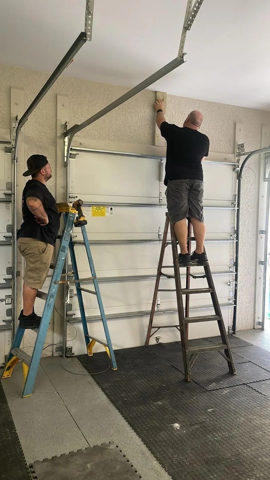 Garage door work by Hamilton of Shoreline in Mountain View (photo 3)