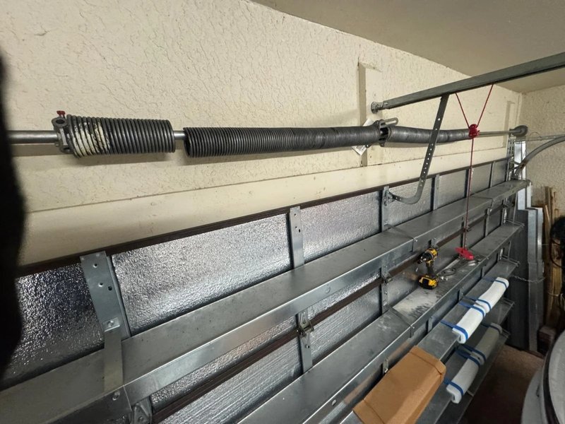 Garage Door Spring Repair job by Hamilton of Shoreline in Mountain View (photo 1)